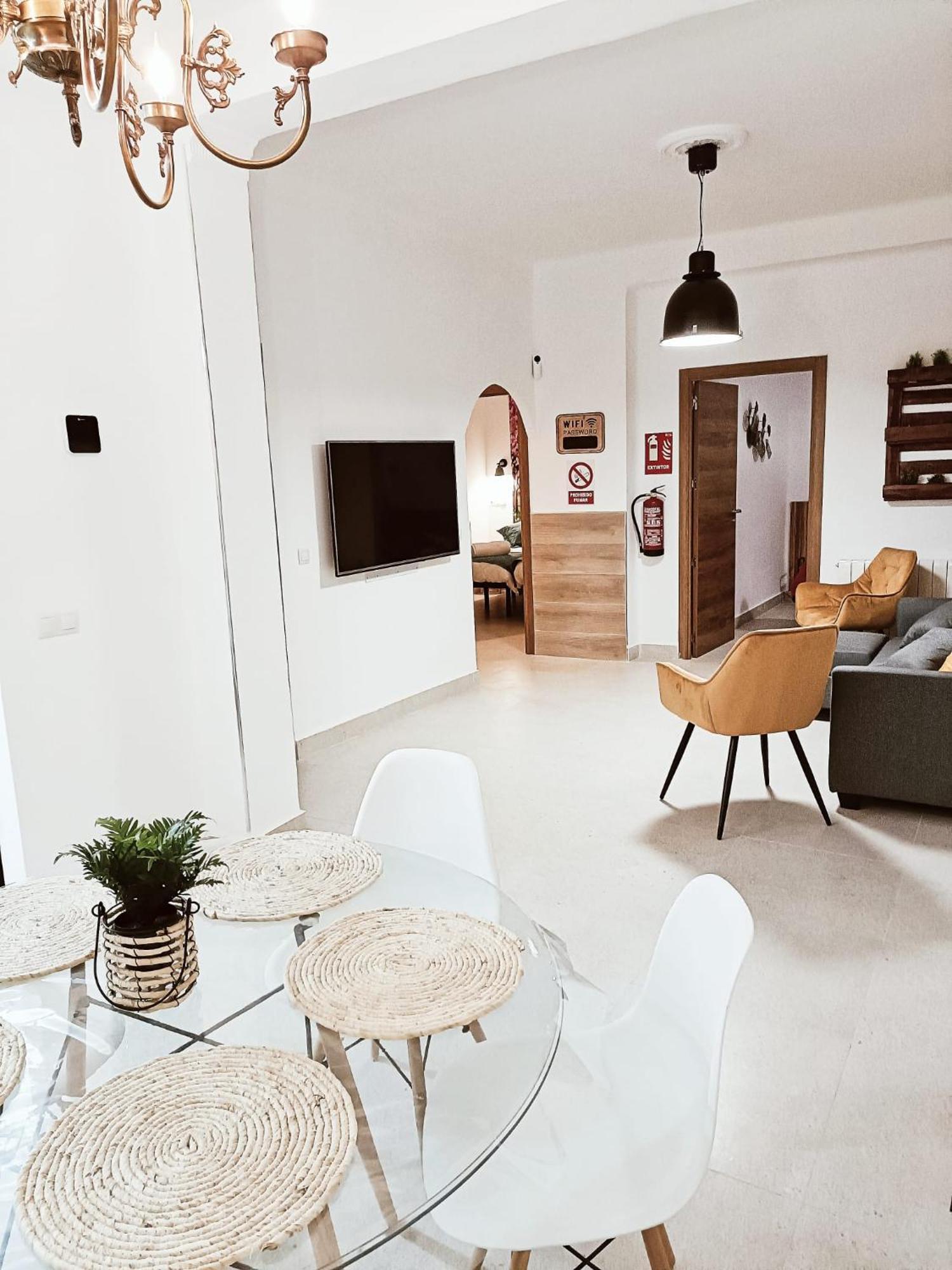 Violeta Suite Madrid Eksteriør billede