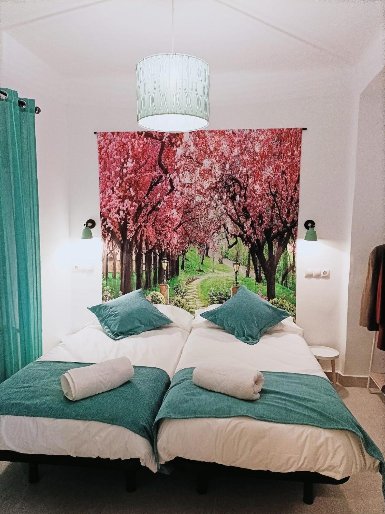Violeta Suite Madrid Eksteriør billede