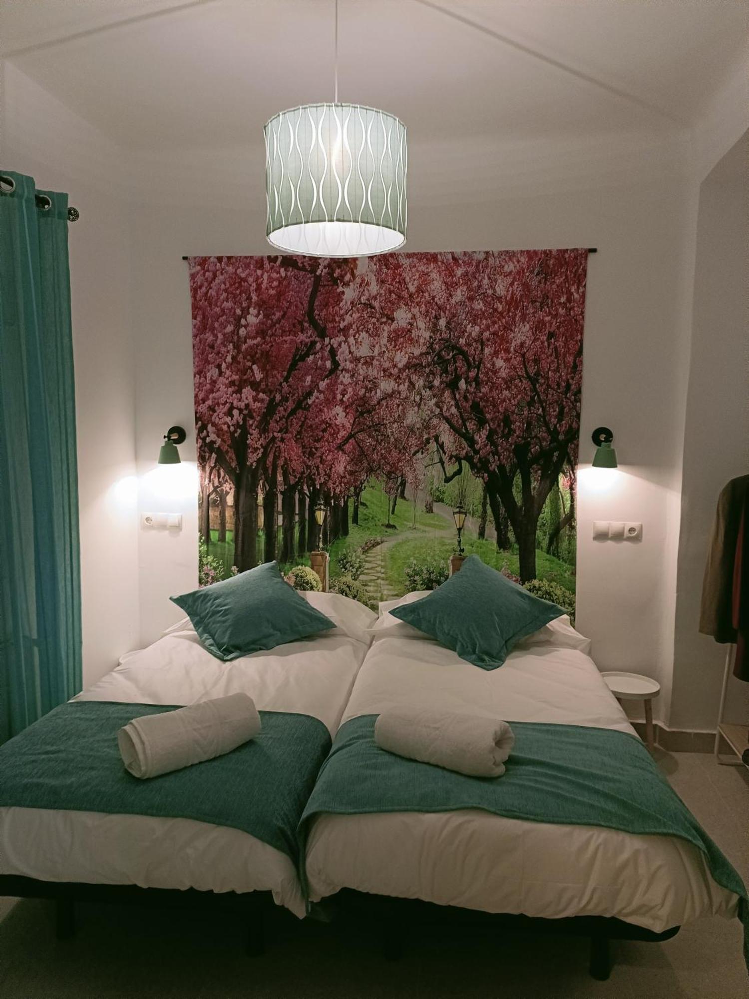 Violeta Suite Madrid Eksteriør billede