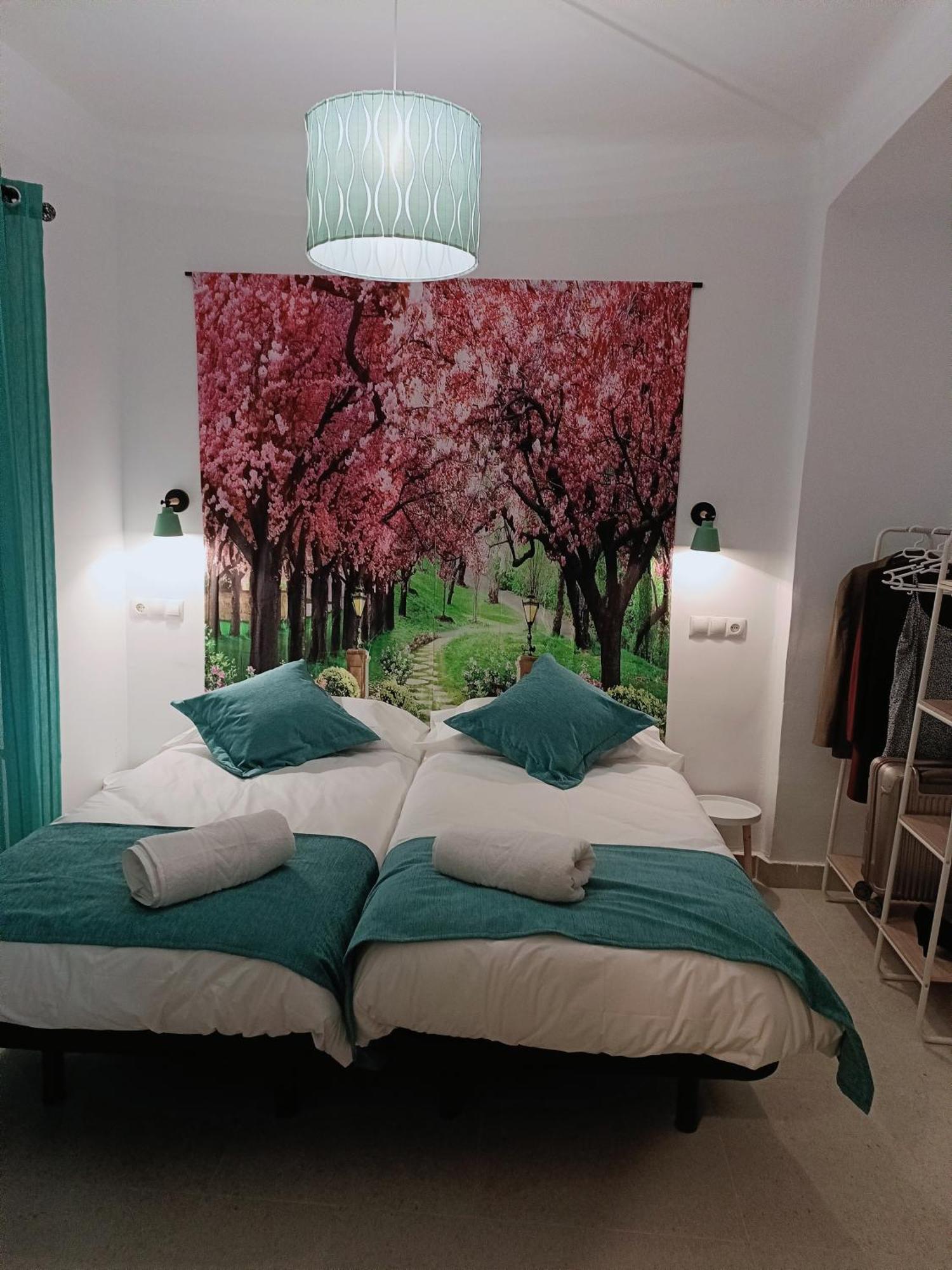 Violeta Suite Madrid Eksteriør billede